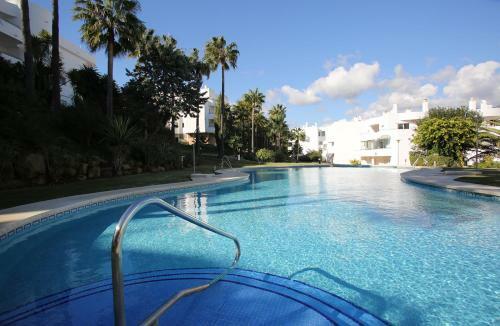 Sunny Golf Apartment