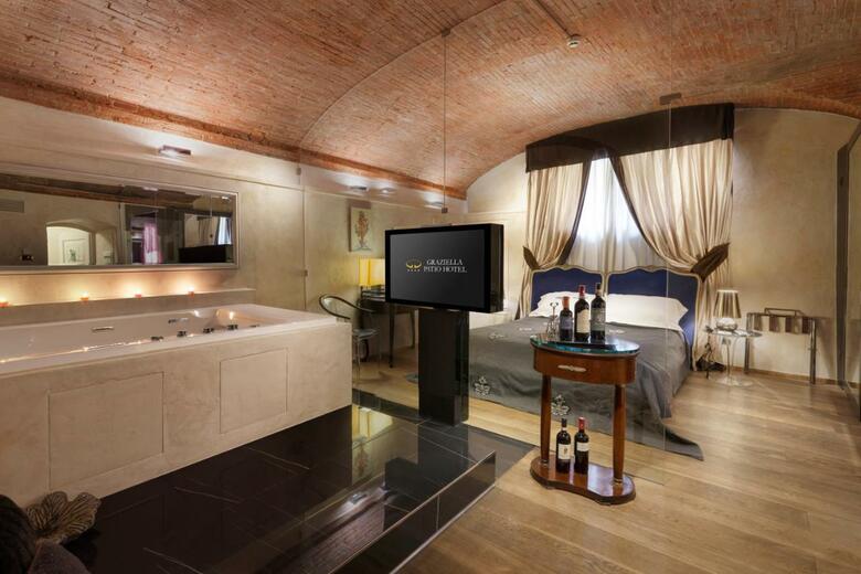 Graziella Patio Hotel