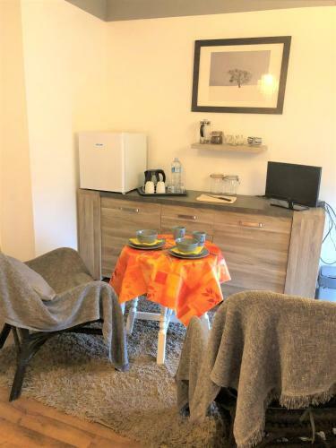 Bed & Breakfast Maison De Vacances A Brambuan