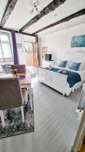 Bed & Breakfast Maison De Vacances A Brambuan