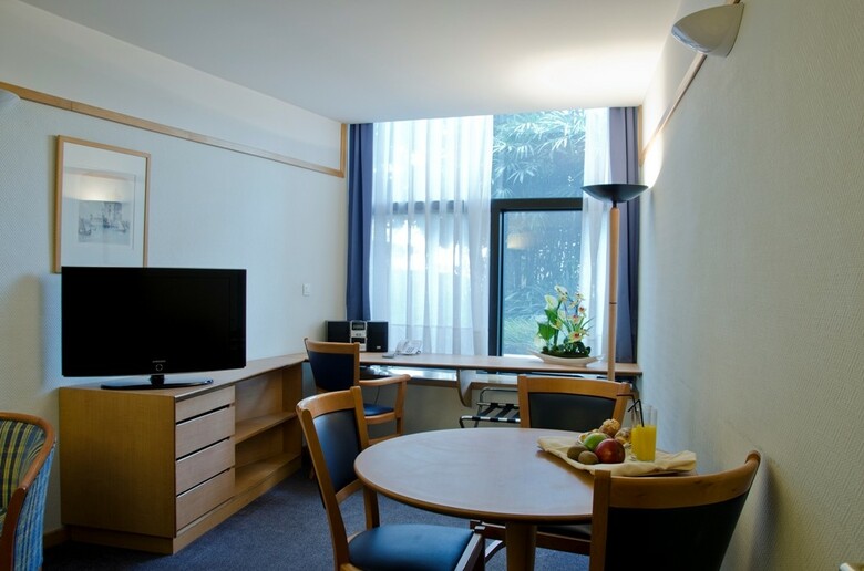 Hotel Vip Executive Suites �den