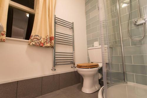 Bed & Breakfast The Holford Arms