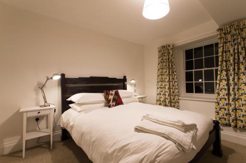 Bed & Breakfast The Holford Arms