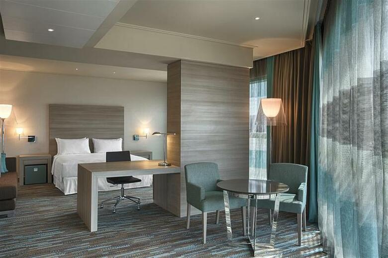 Hotel Four Points By Sheraton Oran