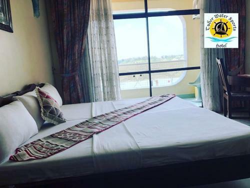 Bed & Breakfast Tudor Water Sports Hotel