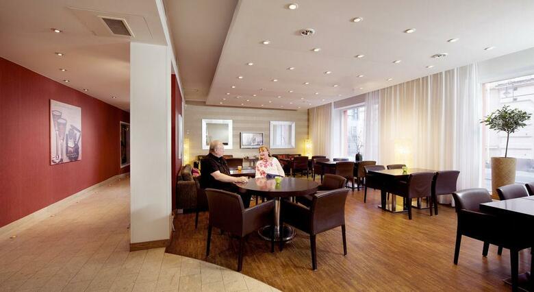 Hotel Grand