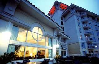 Hotel Hampton Inn Myrtle Beach-broadway At The Beach