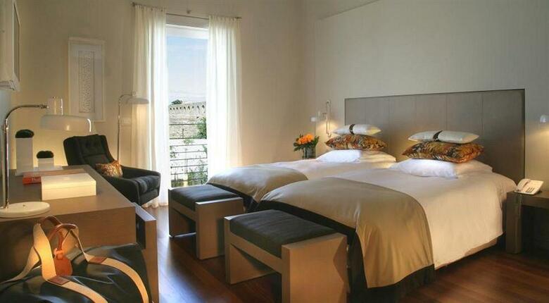 Hotel M�ar De Ar Aqueduto