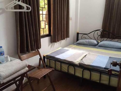 Roly's Hostel