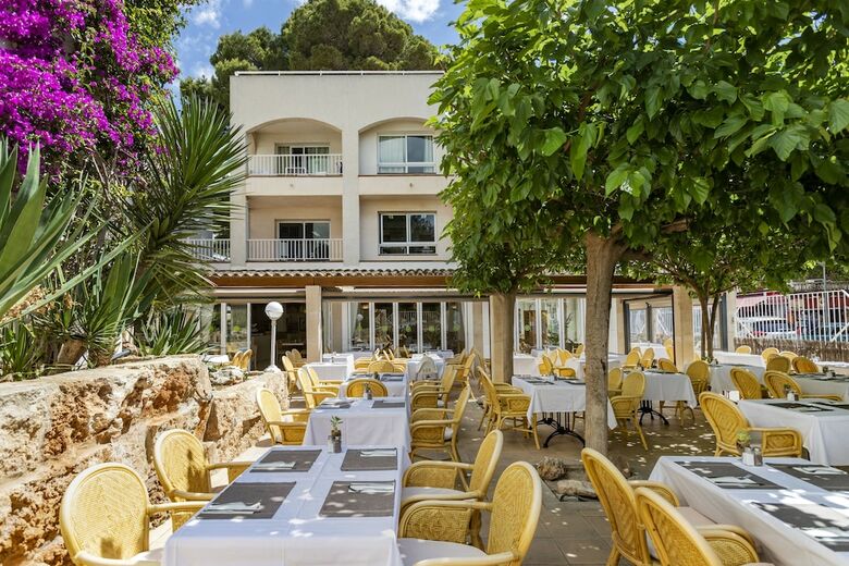 Hotel Houm Plaza Son Rigo