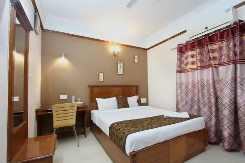 Hotel Dm Bluemoon Grand