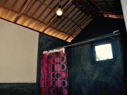 Lodge Elephant Watch Hut