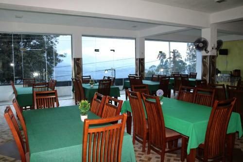 Posada Queens Rest Inn