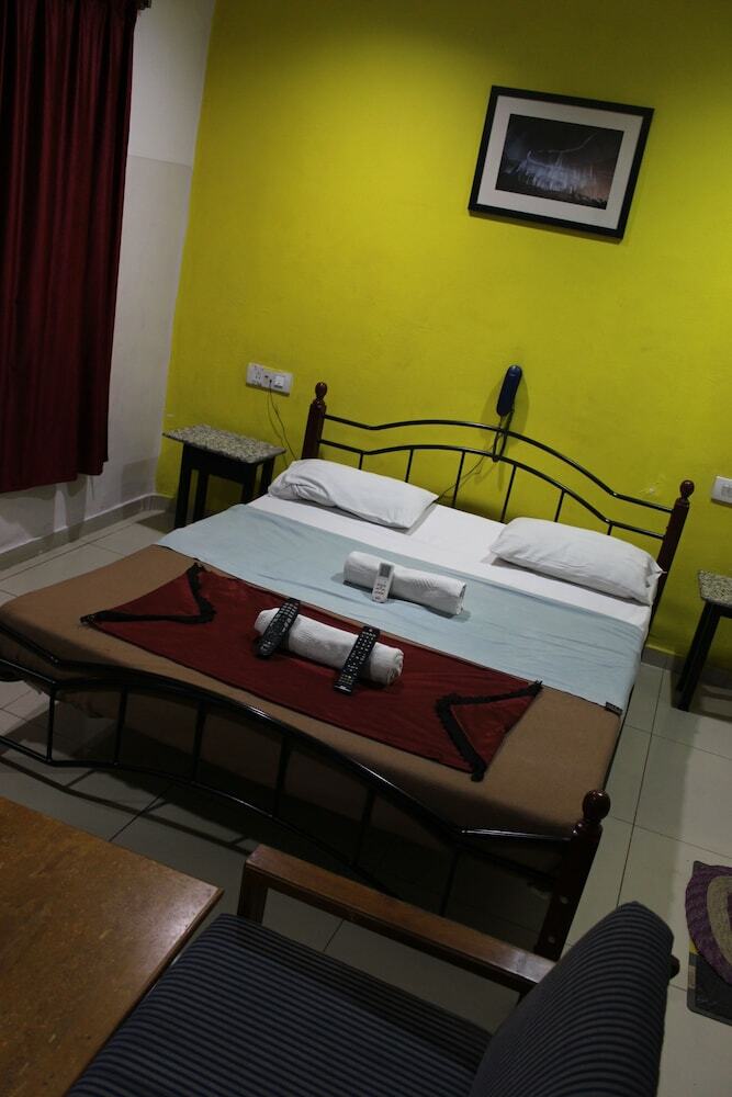 Hotel Deccan Comforts