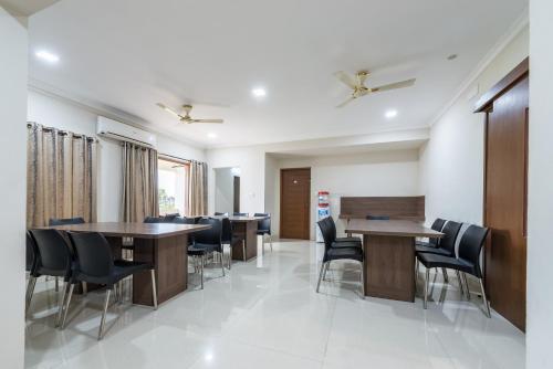 Bed & Breakfast Mount Kailash Suites
