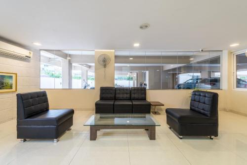 Bed & Breakfast Mount Kailash Suites
