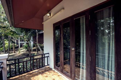 Hostal Bura Phat Resort