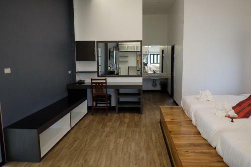 Hostal Bura Phat Resort