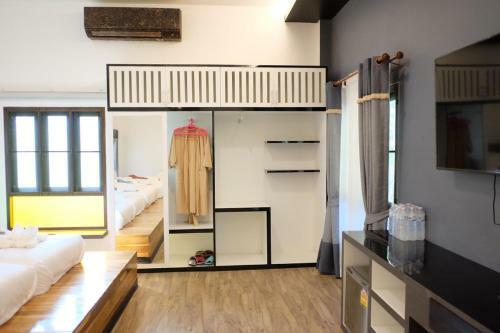 Hostal Bura Phat Resort