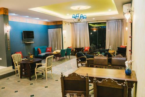 Hostal Bura Phat Resort