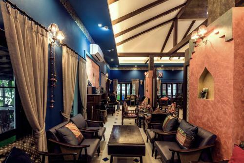 Hostal Bura Phat Resort