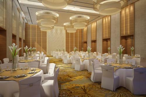 Hotel Courtyard By Marriott Raipur