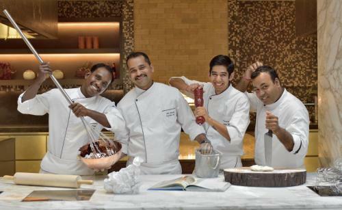 Hotel Courtyard By Marriott Raipur