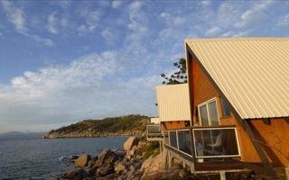 Hotel Base Magnetic Island