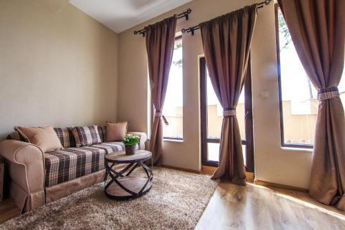 Valentina Castle Hotel & Spa