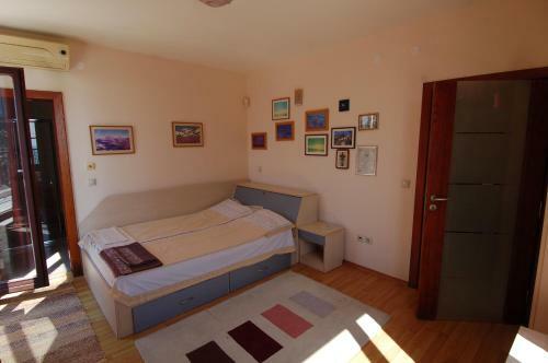 Apartamento Penthouse Iglika Front Beach