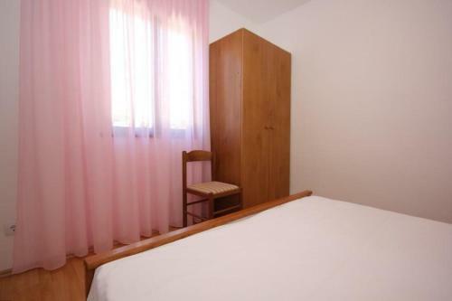 Holiday Home Uvala Rogacic 8889