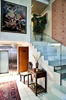 Plaza Art Hotel