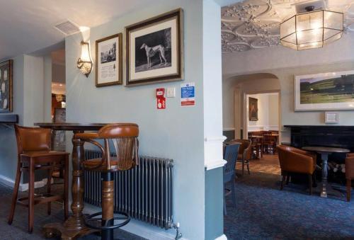 Hotel The Greyhound