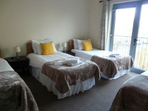 The Courtyard Apartments