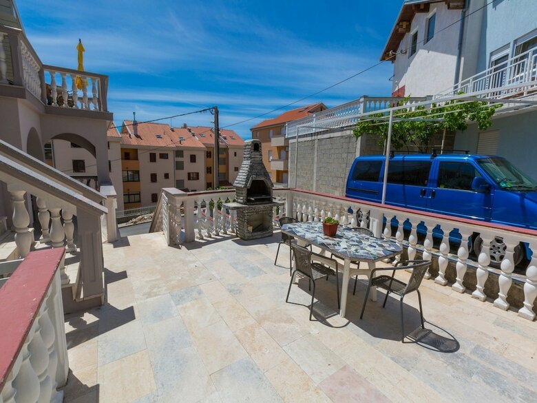 Apartments Mirela