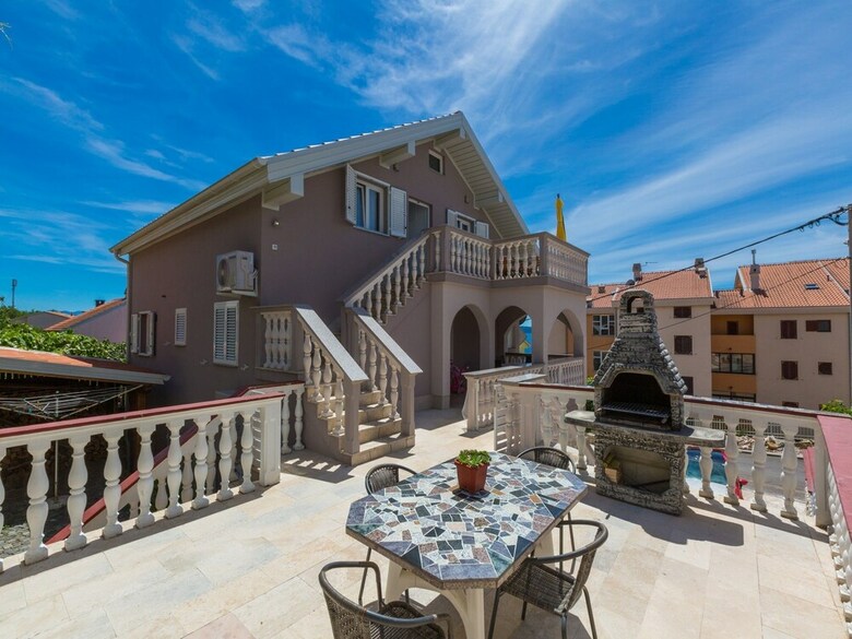 Apartments Mirela