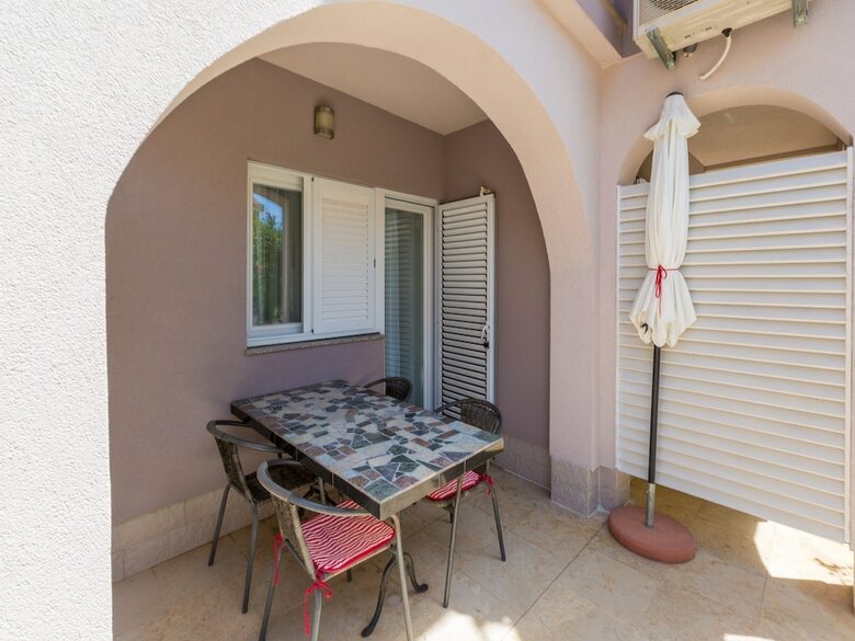 Apartments Mirela