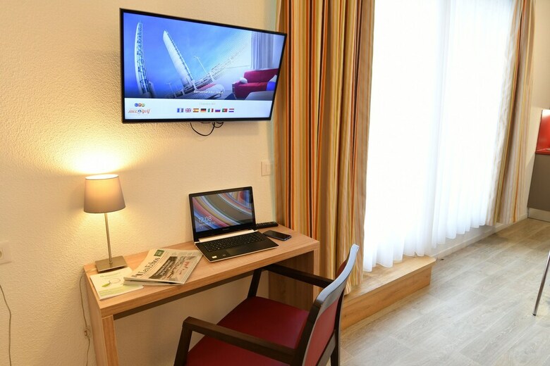 Aparthotel Appart-h�tel Mer & Golf City Bassins � Flot
