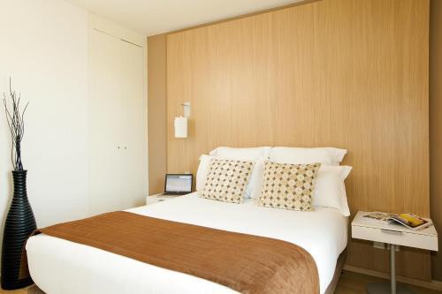 Aparthotel Residhome Carri�res La D�fense