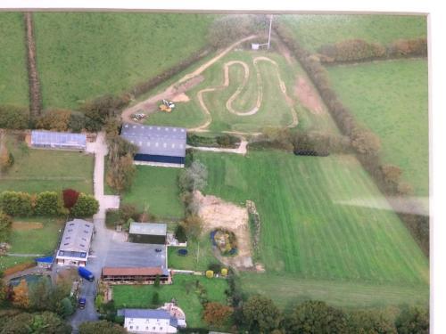 Hostal Barton Gate Farm B&B