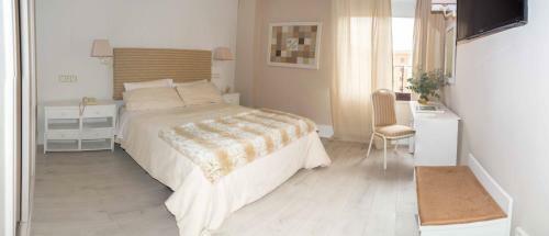 Ares Hotel