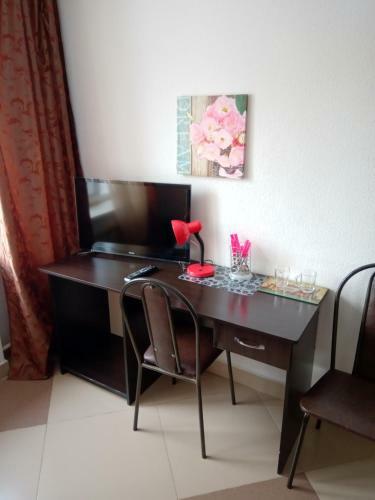 Hostal Rooms On Akademika Lavrentyeva 8