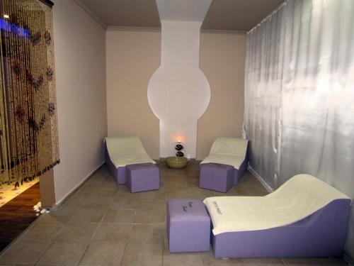 Green Forest Hotel - Adults Only