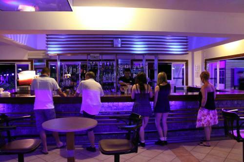 Green Forest Hotel - Adults Only