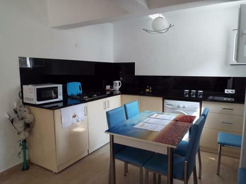 Paddy's Apartments