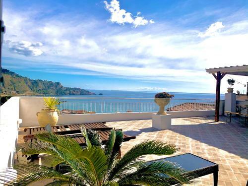 Apartamento Panoramic Taormina Bay View