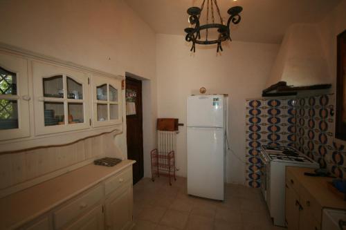 Three-bedroom Holiday Home In Torre Delle Stelle I
