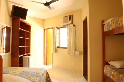 Hostal Yes Hotel Pousada