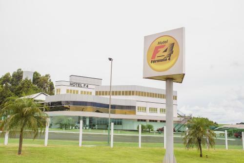 Hotel Formula 4