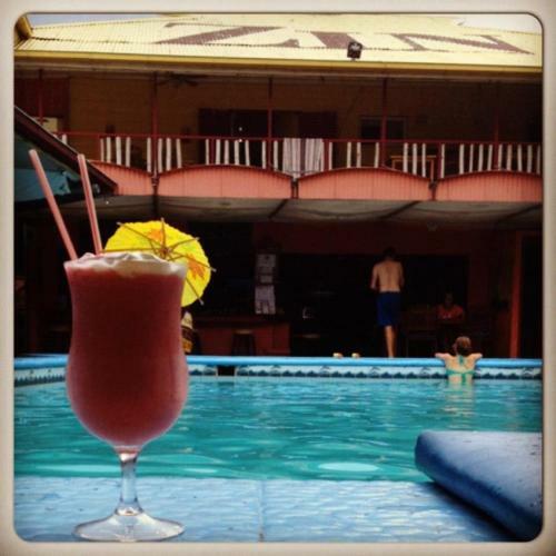 Hostal Zin Resort